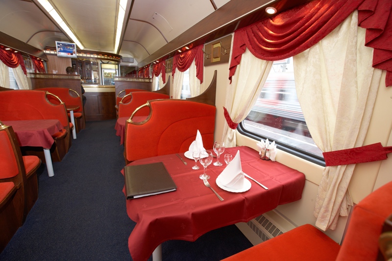 Russian trains - Wagon restaurant in Grand Express