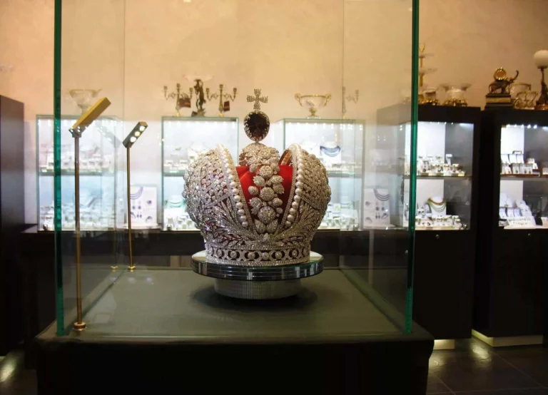 Great Imperial Crown of Russia at the Kremlin Diamond Fund