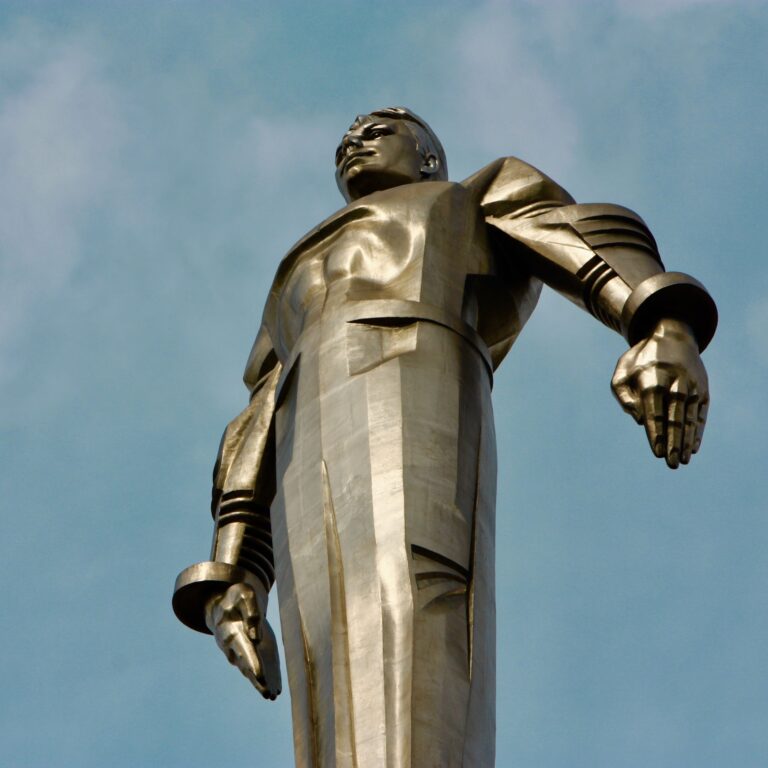 Museum of Cosmonautics in Moscow and the VDNH Cosmos Pavilion: What to See and How to Visit